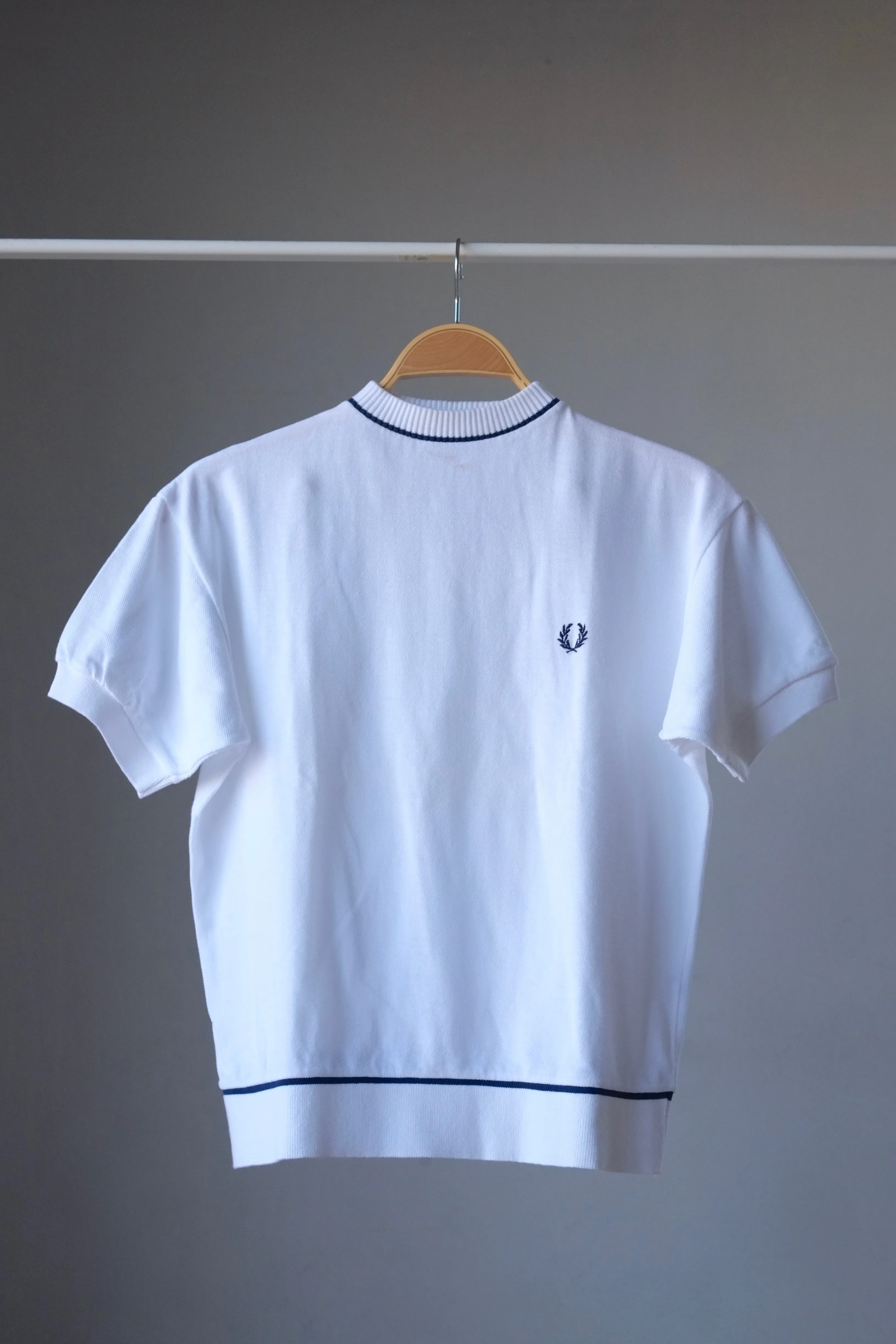 FRED PERRY 70s Mock Neck Top